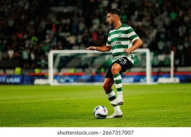 英媒：巴黎比曼联更有希望签下奥斯梅恩，恩里克说服了球员